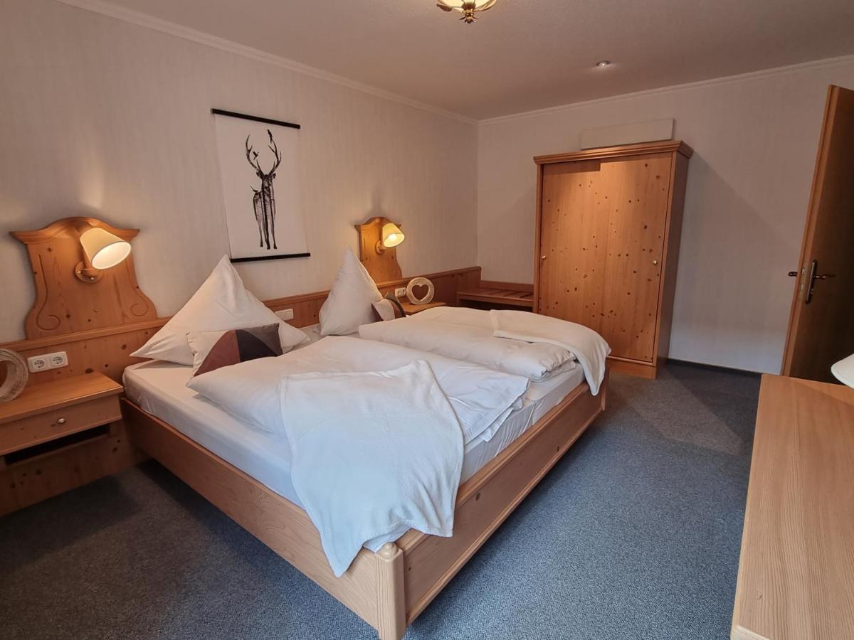 Landhotel Hof Barrl Schneverdingen Cameră foto